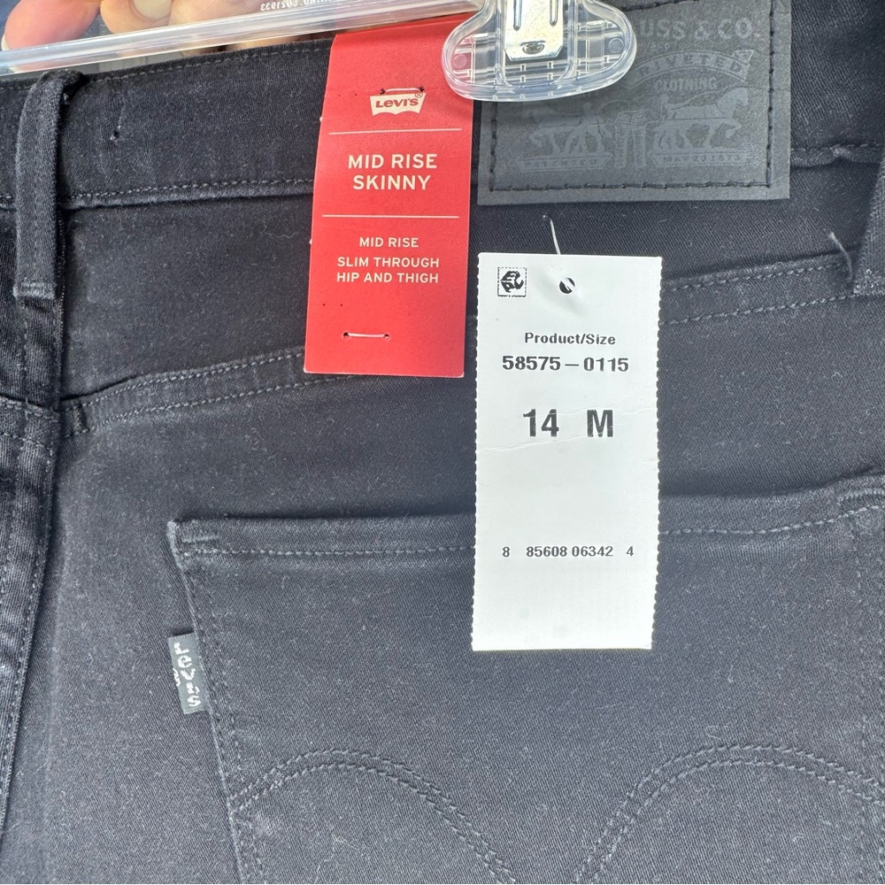 Levi’s Women's Black Skinny Jeans Midrise size 14 / 32 - Picture 9 of 10
